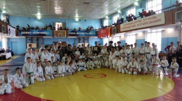Новогодний детско-юношеский турнир по джиу-джитсу прошел во Владивостоке