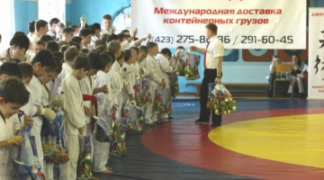 Новогодний детско-юношеский турнир по джиу-джитсу прошел во Владивостоке